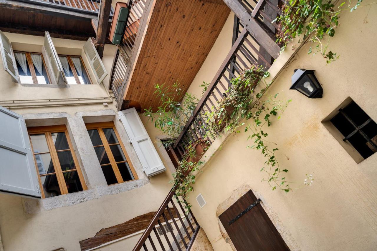 La Cour Filaterie - Suite Of 30 Sq M In The Annecy Breakfast Included Екстериор снимка